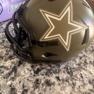 Men's Black and Gold Watch